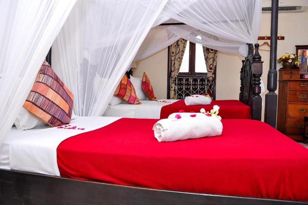 Forodhani Park Hotel 4*